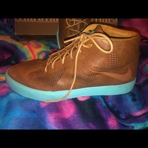 Lebron James 10 NWS Lifestyle